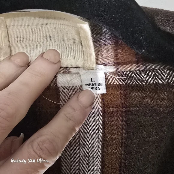 Plaid Button-Up Women's Jacket - Picture 7 of 8